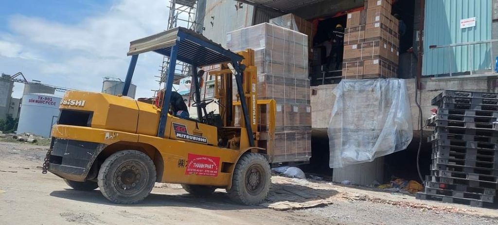 Dịch vụ Bốc xếp container Thủ Đức TPHCM 