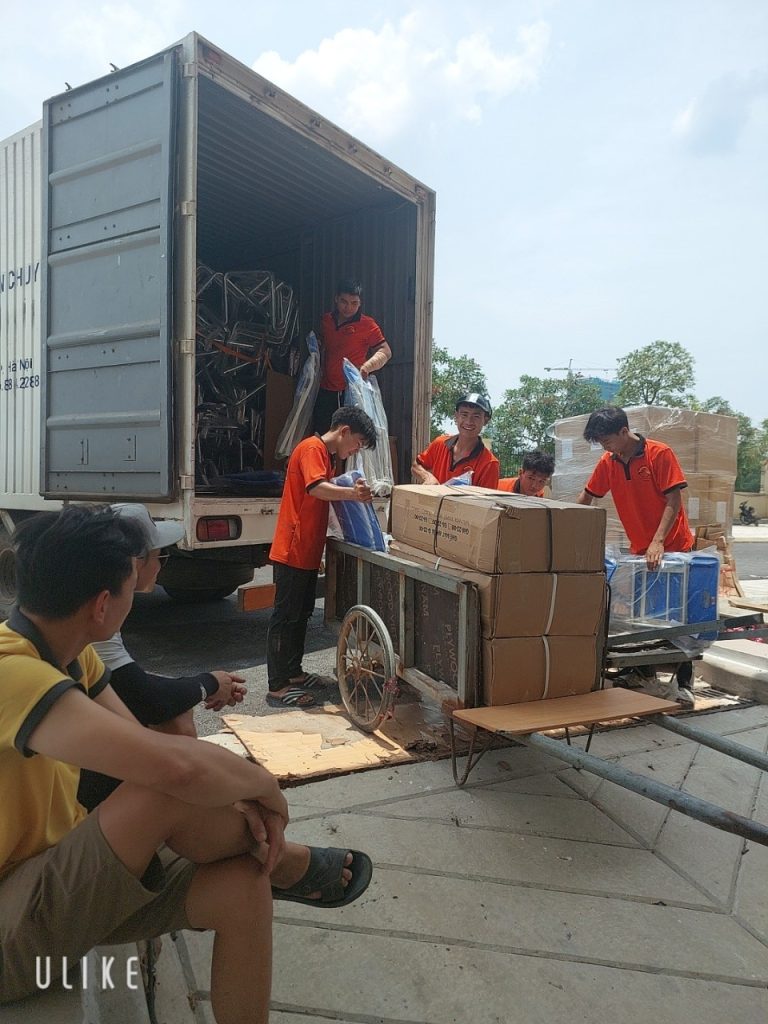 Dịch vụ Bốc vác xe nâng Quận 10 TPHCM trọn gói giá rẻ 