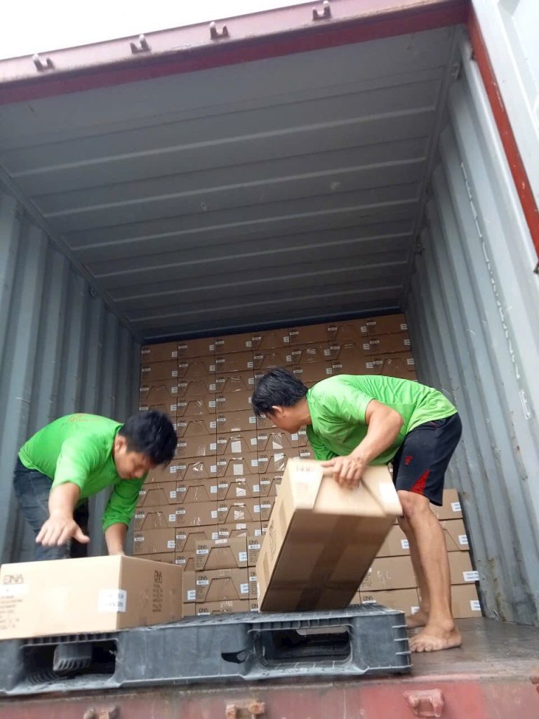 Dịch vụ bốc xếp container tại Quận 1, TP.HCM