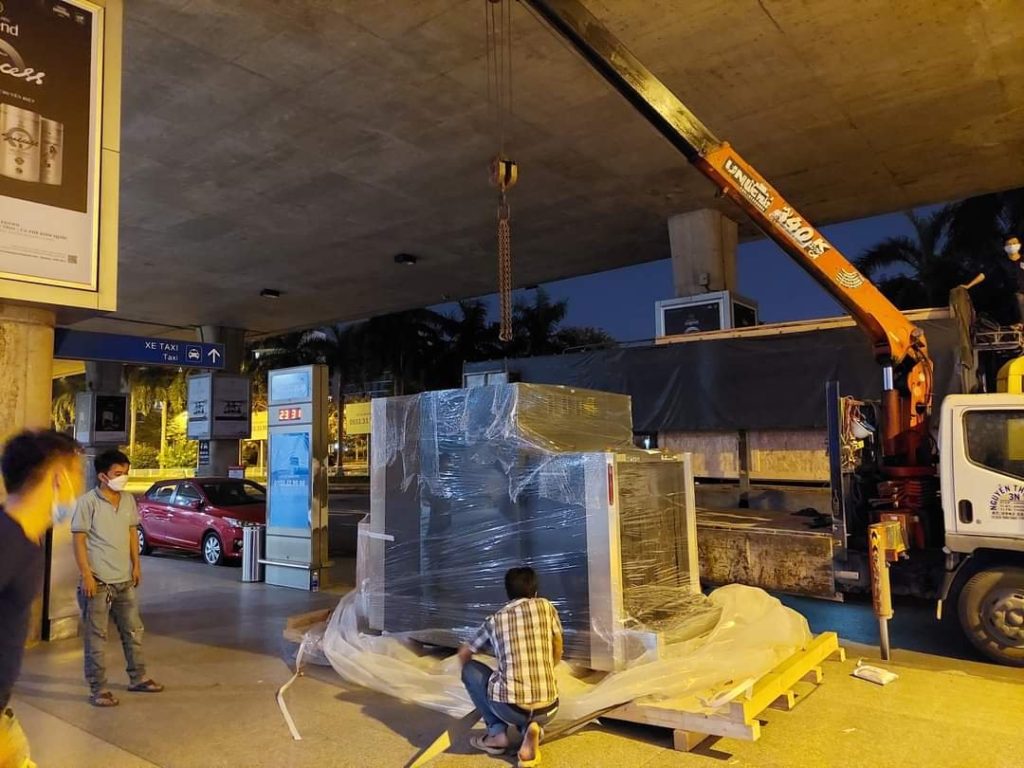 Dịch vụ xe nâng cẩu tại Quảng Ninh giá rẻ