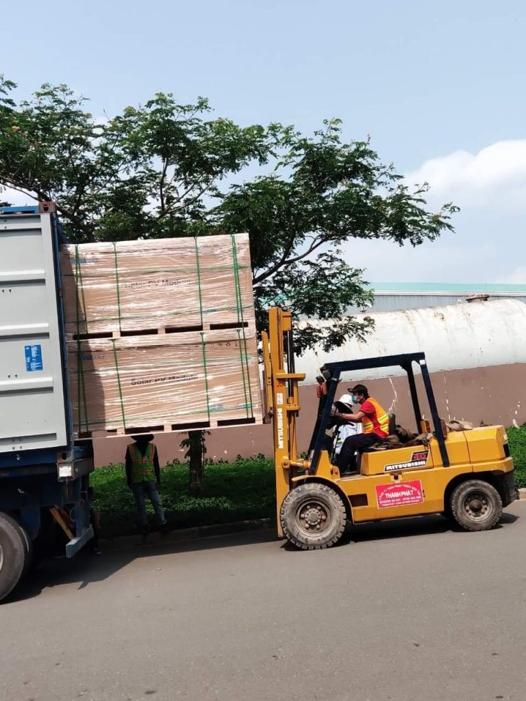 Cho thuê xe nâng hàng hóa tại Quảng Ninh giá rẻ