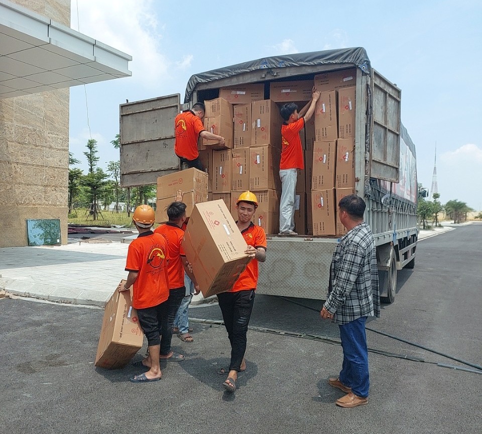 Công ty bốc xếp tại Tây Ninh giá rẻ uy tín