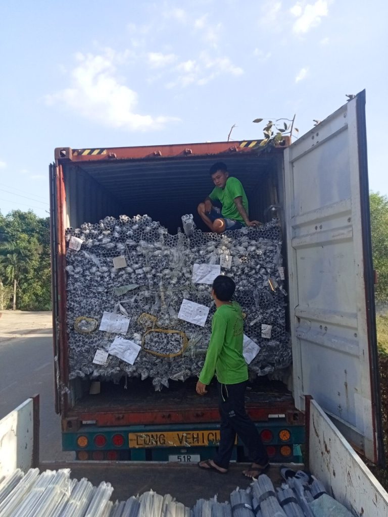 Dịch vụ bốc xếp container, xếp dỡ hàng hóa giá rẻ, chuyên nghiệp Dịch vụ bốc xếp container, xếp dỡ hàng hóa giá rẻ, chuyên nghiệp