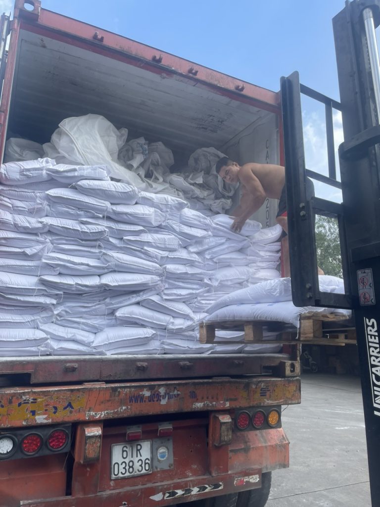 Dịch vụ bốc xếp hàng hóa container - Hưng Phát 