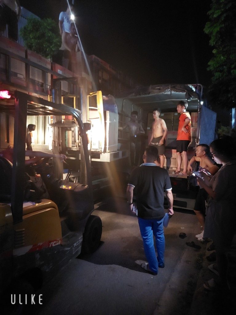 Dịch vụ bốc xếp, bốc vác Bắc Ninh giá rẻ chỉ 55k/h Dịch vụ bốc xếp, bốc vác Bắc Ninh - Hưng Phát