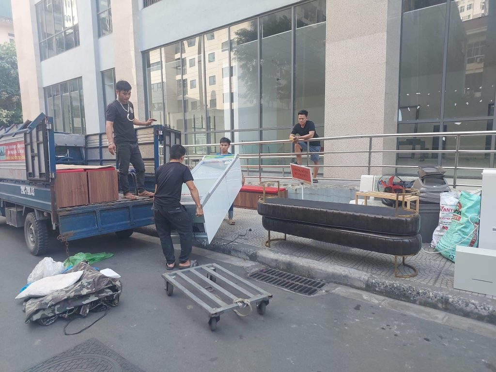 Dịch vụ bốc xếp hàng hóa tại Sóc Trăng 55k/h giá rẻ uy tín Dịch vụ bốc xếp tại Sóc Trăng giá rẻ uy tín - Hưng Phát