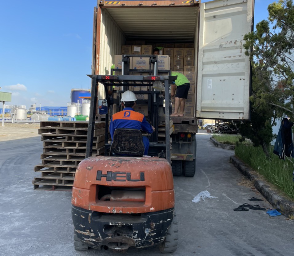 Dịch vụ bốc xếp hàng hóa tại Sóc Trăng 55k/h giá rẻ uy tín Dịch vụ bốc xếp hàng hóa tại Sóc Trăng 55k/h giá rẻ uy tín