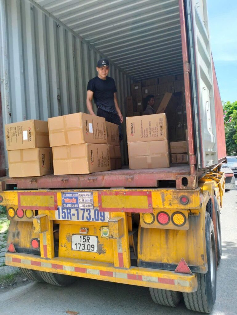 Dịch vụ bốc vác tại Bắc Giang, bốc xếp container, kho xưởng, phụ kho Dịch vụ bốc xếp container tại Bắc Giang - Hưng Phát