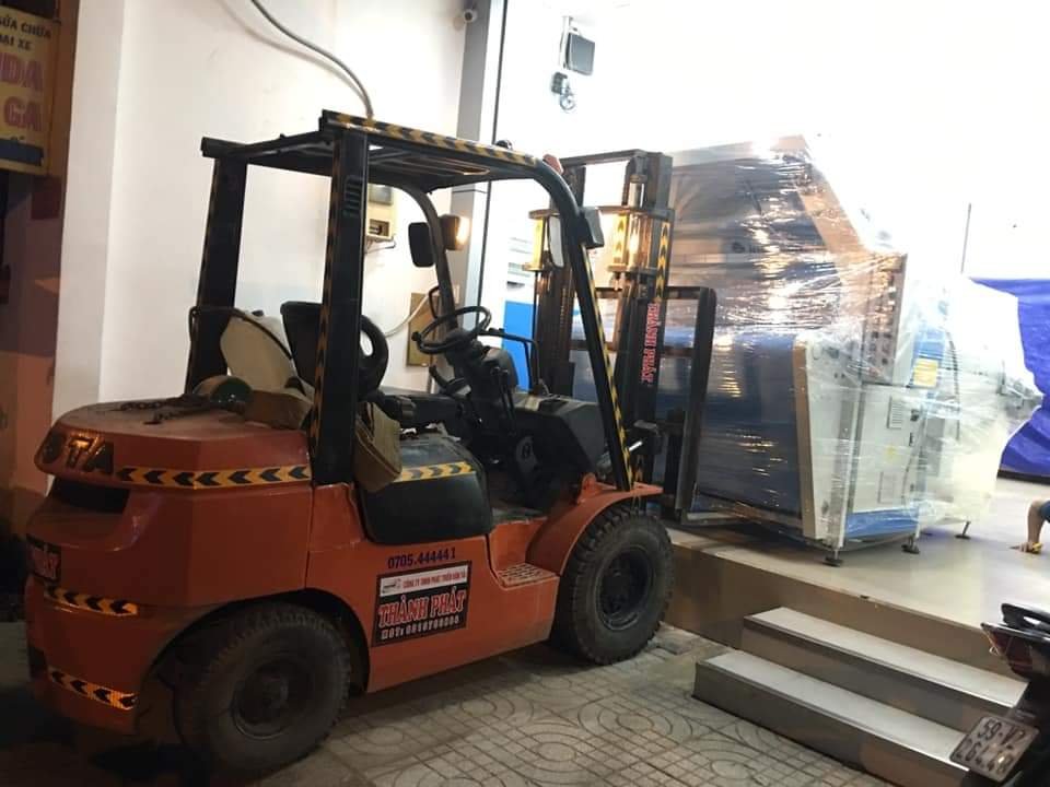 Cho thuê xe nâng Quảng Bình theo giờ, ngày, tuần giá rẻ- Hưng Phát