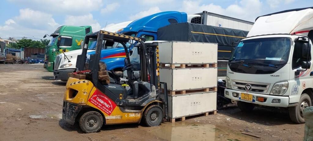 Dịch vụ cho thuê xe nâng Quảng Trị giá rẻ, uy tín - Hưng Phát