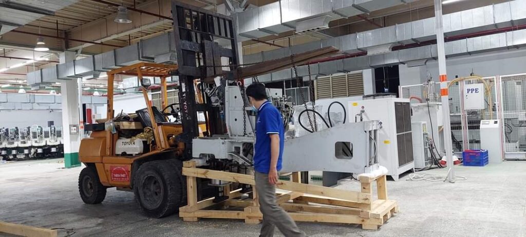 Dịch vụ cho thuê xe nâng Quảng Trị giá rẻ, uy tín - Hưng Phát