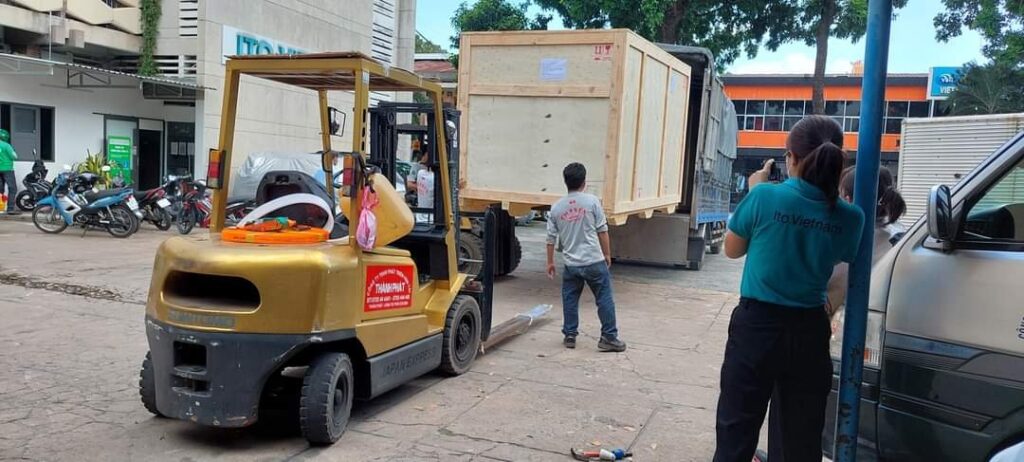 Dịch vụ cho thuê xe nâng Yên Bái giá rẻ theo giờ, ngày, tuần