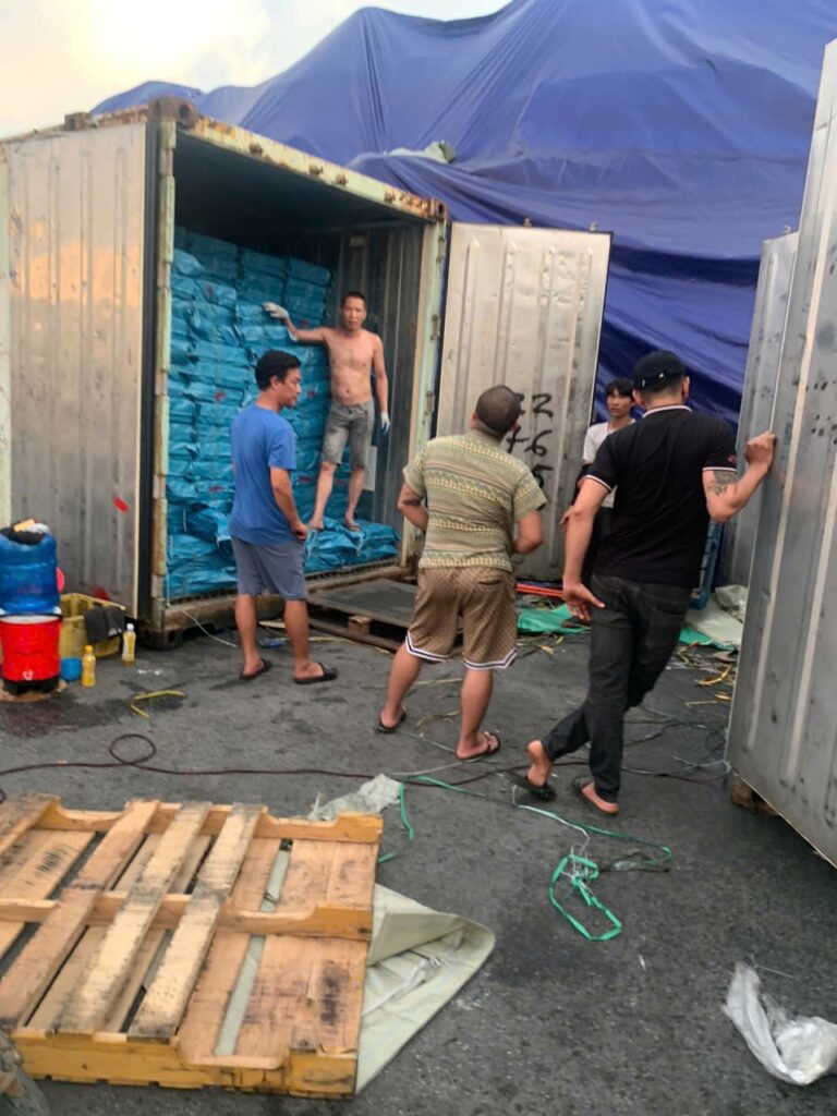 Dịch vụ bốc xếp Long An 55k/h hàng hóa container kho xưởng- Hưng Phát