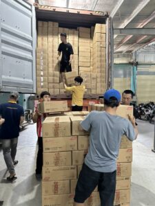 Dịch vụ bốc xếp container hàng hóa KCN Tân Thuận theo giờ ngày - Hưng Phát