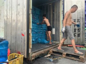 Dịch Vụ Bốc Xếp Trọn Gói Từ Container Vào Kho Giá Rẻ - Hưng Phát