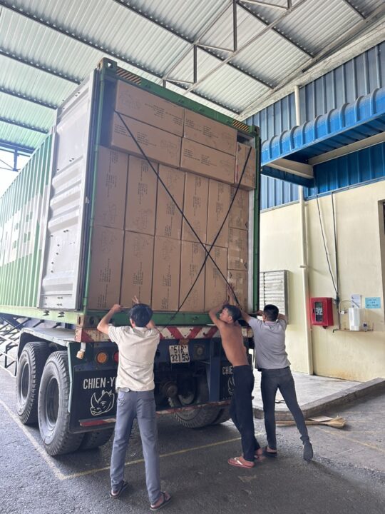 Dịch vụ bốc xếp container KCN Bình An theo giờ, ngày, theo yêu cầu- Hưng Phát