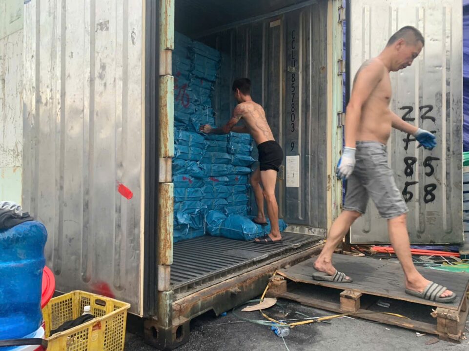 Dịch vụ bốc xếp container KCN Bình Đường theo giờ, ngày, theo yêu cầu- Hưng Phát