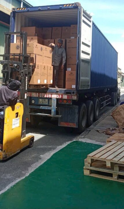 Dịch vụ bốc xếp KCN Việt Hương 1-2 (Bình Dương) giá rẻ uy tín - Hưng Phát