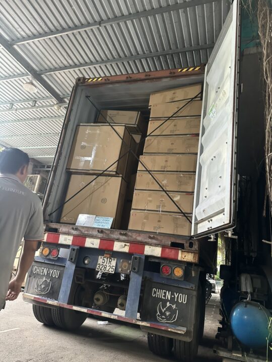 Dịch vụ bốc vác, xếp dỡ hàng hóa tại khu công nghiệp An Tây Bình Dương