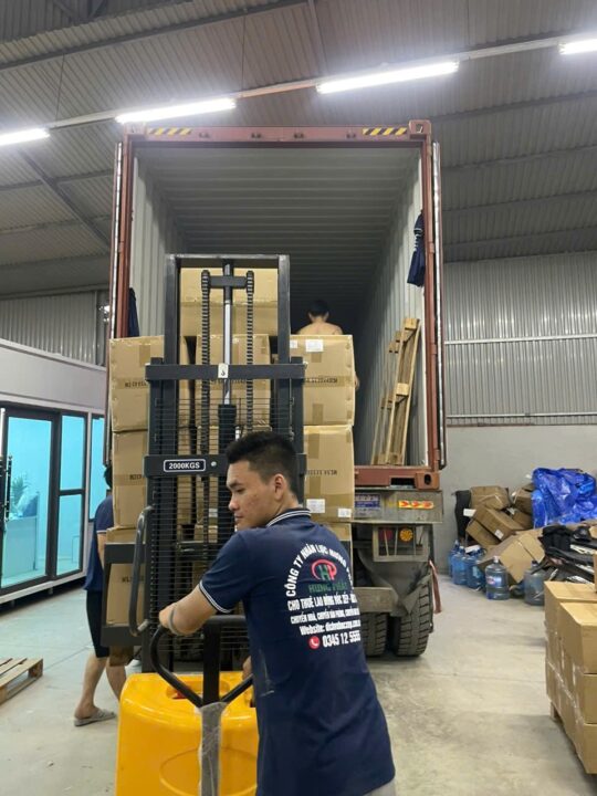 Dịch vụ bốc xếp KCN Mỹ Phước 1,2,3 theo giờ, ngày, theo yêu cầu - Hưng Phát