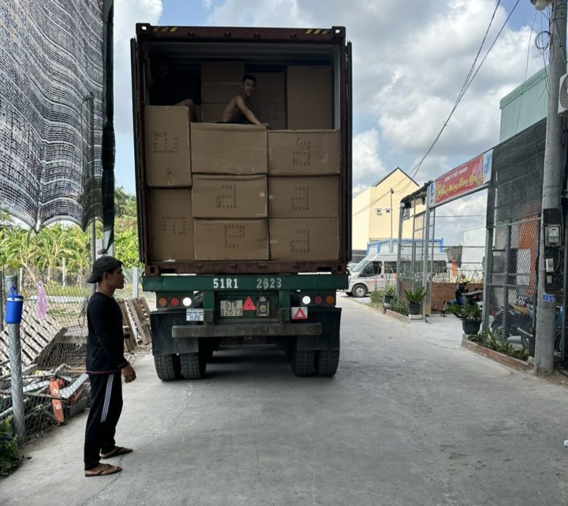 Dịch vụ bốc xếp container KCN Ông Kèo giá rẻ chuyên nghiệp- Hưng Phát